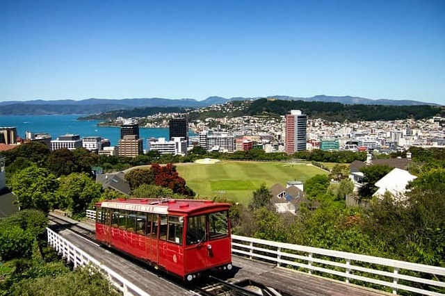 Car Hire New Zealand: Wellington